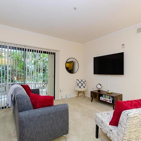 Located Perfectly 2 Bedroom Downtown Los Angeles Лос-Анджелес Экстерьер фото