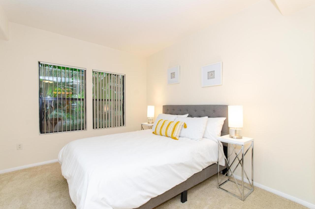 Located Perfectly 2 Bedroom Downtown Los Angeles Лос-Анджелес Экстерьер фото