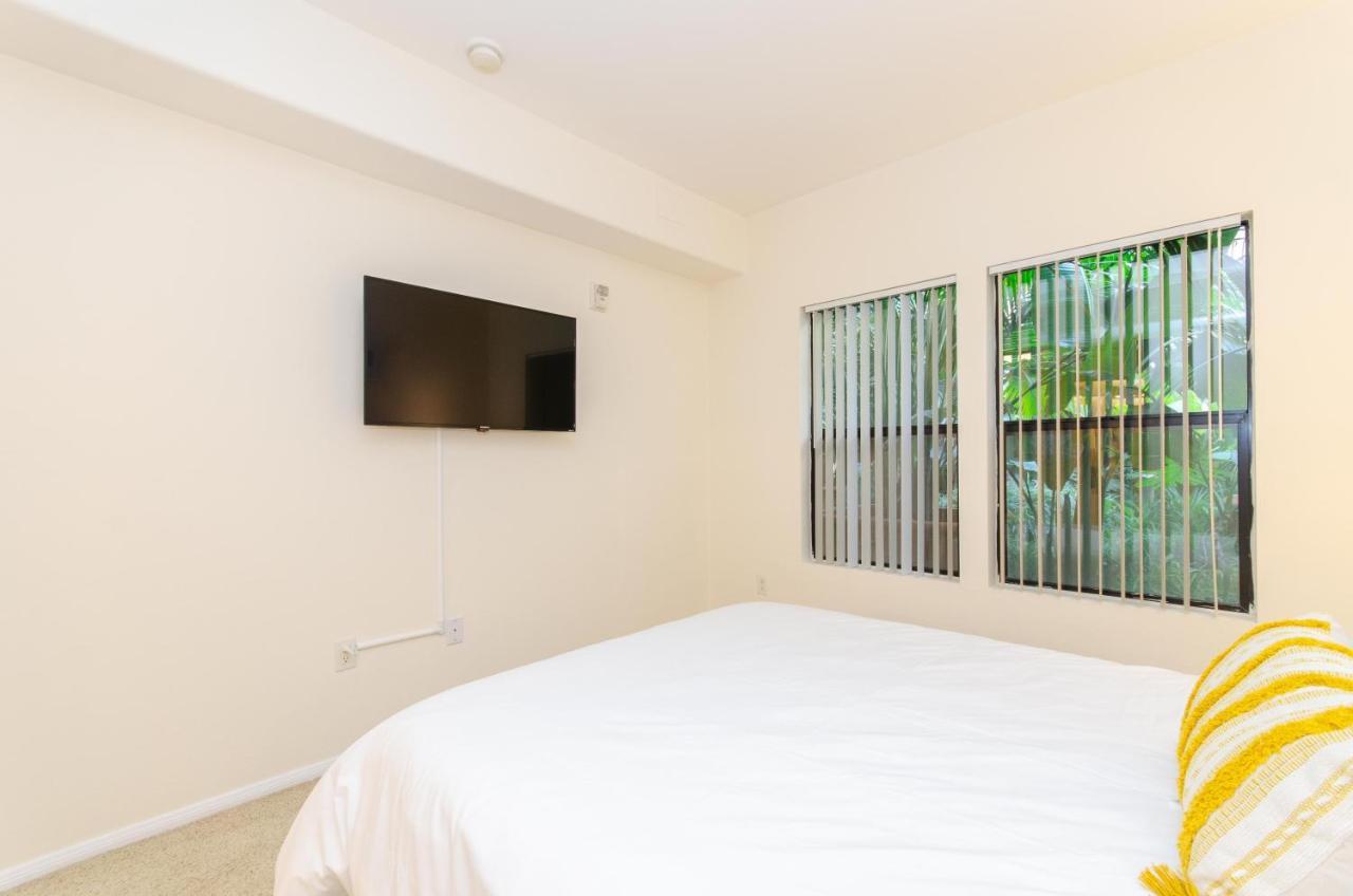 Located Perfectly 2 Bedroom Downtown Los Angeles Лос-Анджелес Экстерьер фото